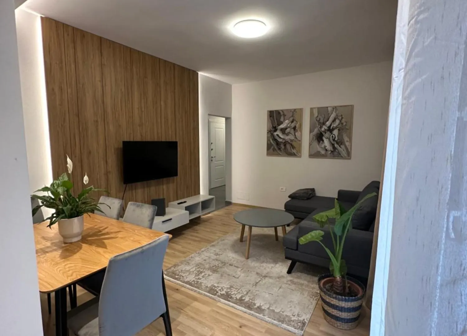 Pazari Apartment Tirana 0*,